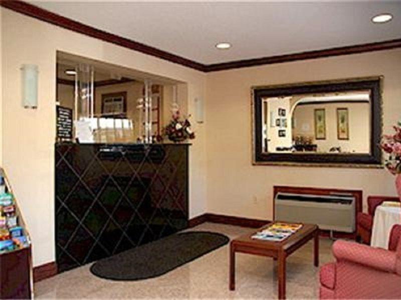 Yorktown Motor Lodge Intérieur photo